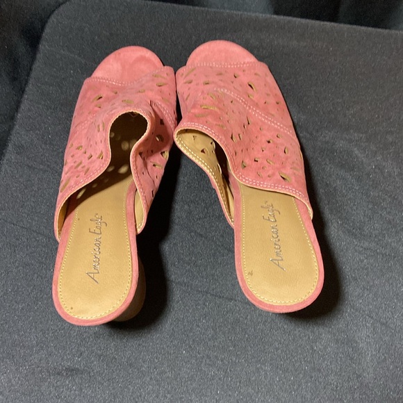 American Eagle Cutout Suede Open Toe Mules Pink Size 13 - Picture 4 of 6